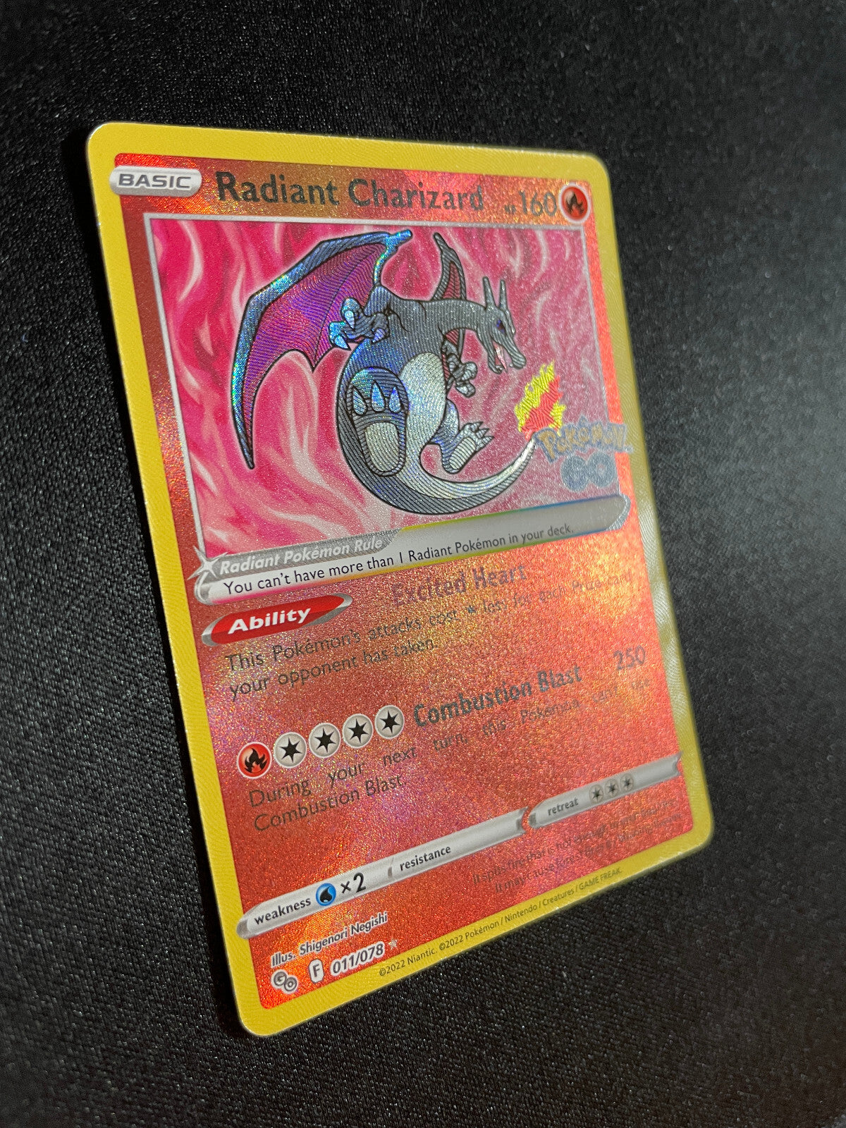Radiant Charizard 011/078 Shiny Holo Rare - Pokemon GO English TCG - NM