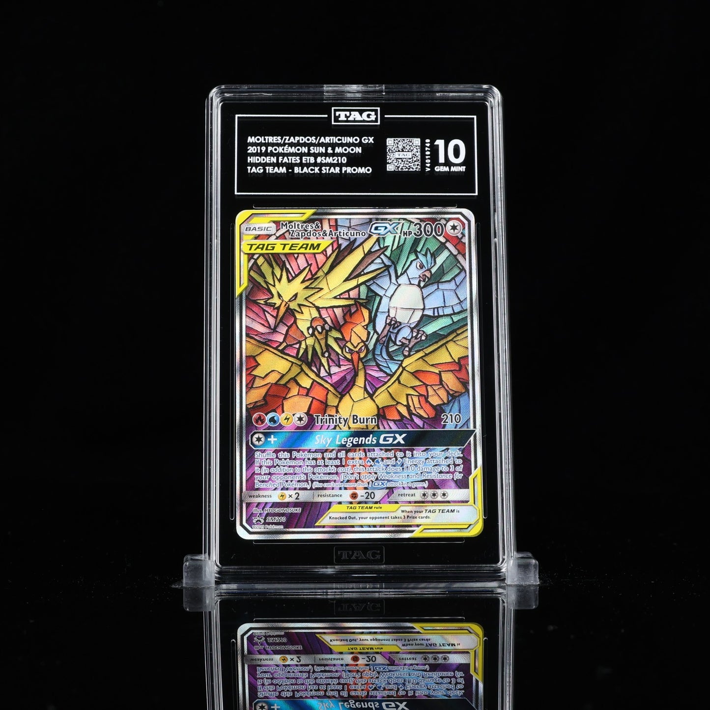 TAG 10 - Moltres & Zapdos & Articuno GX SM210 Hidden Fates ETB Promo Pokemon TCG