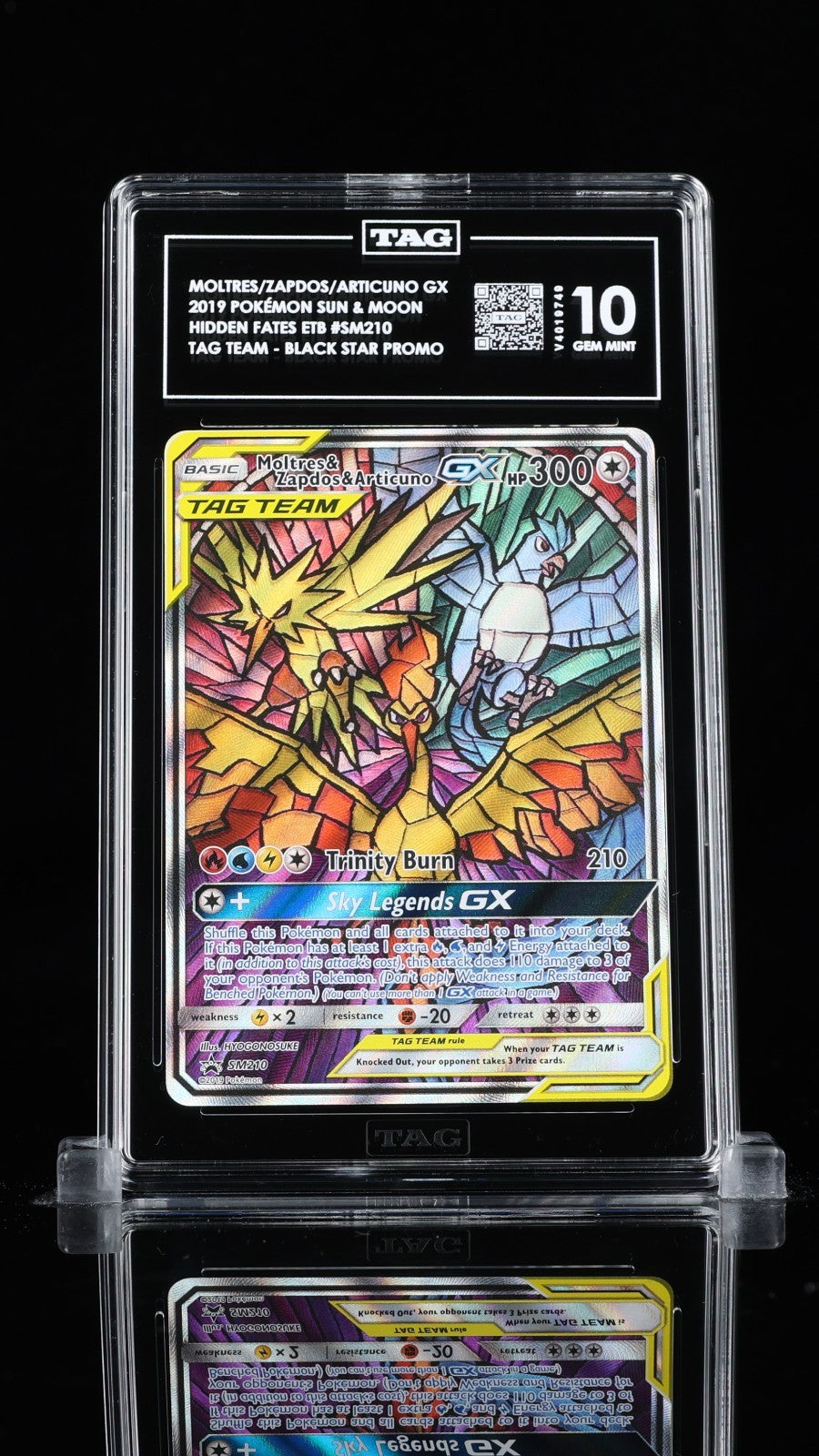 TAG 10 - Moltres & Zapdos & Articuno GX SM210 Hidden Fates ETB Promo Pokemon TCG